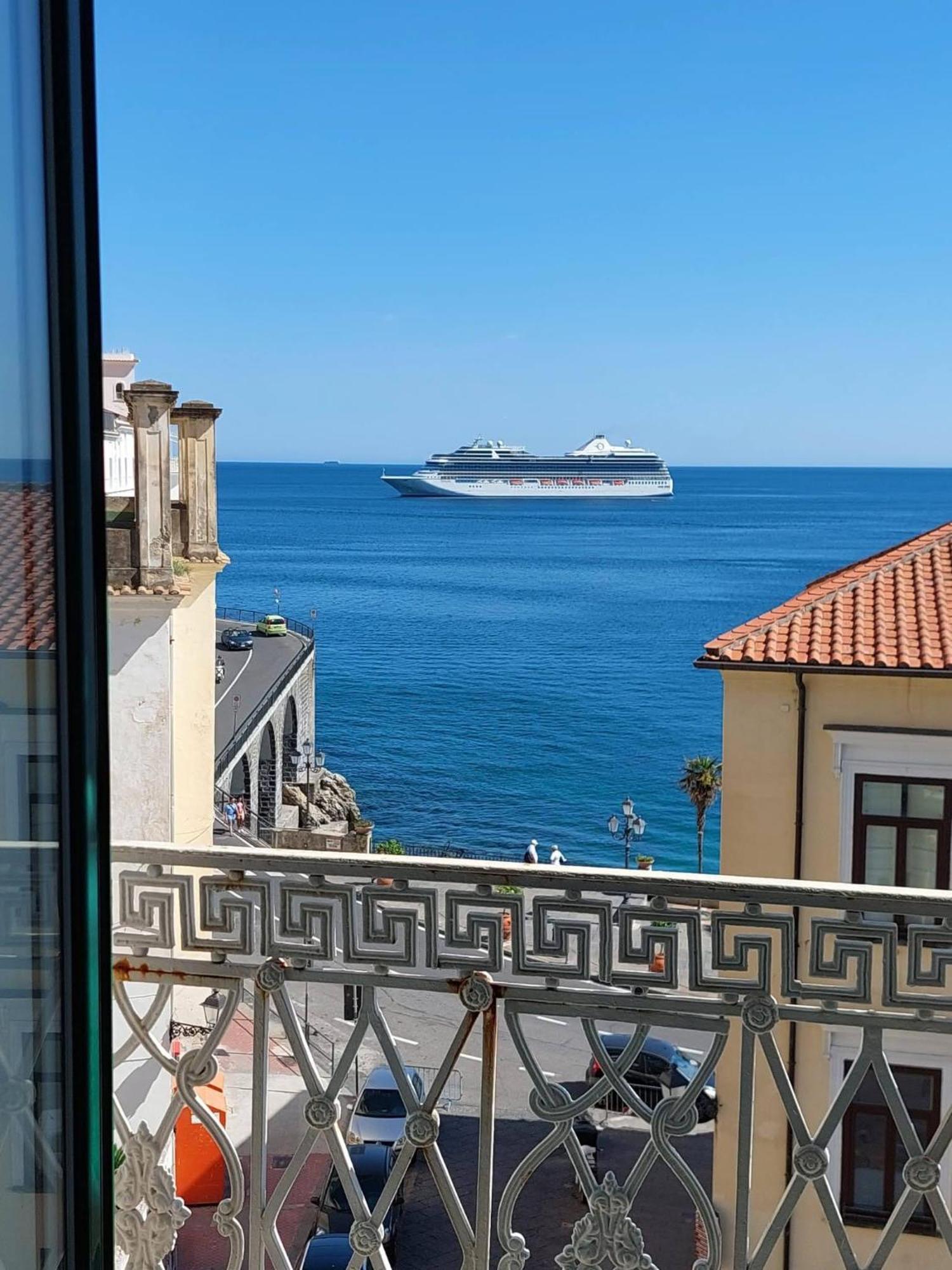 Marileo Amalfi Apartment Luaran gambar
